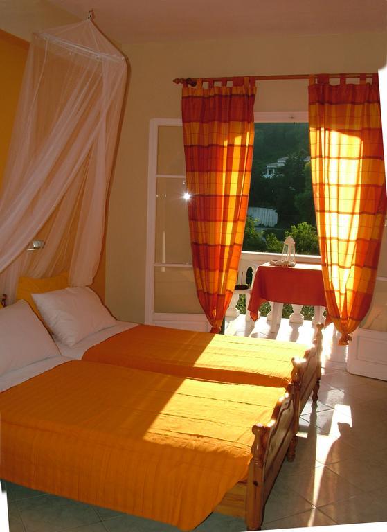 Aparthotel Angeliki Vitaládes Exterior foto