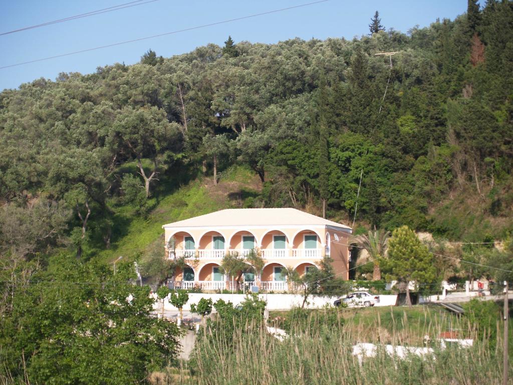 Aparthotel Angeliki Vitaládes Exterior foto